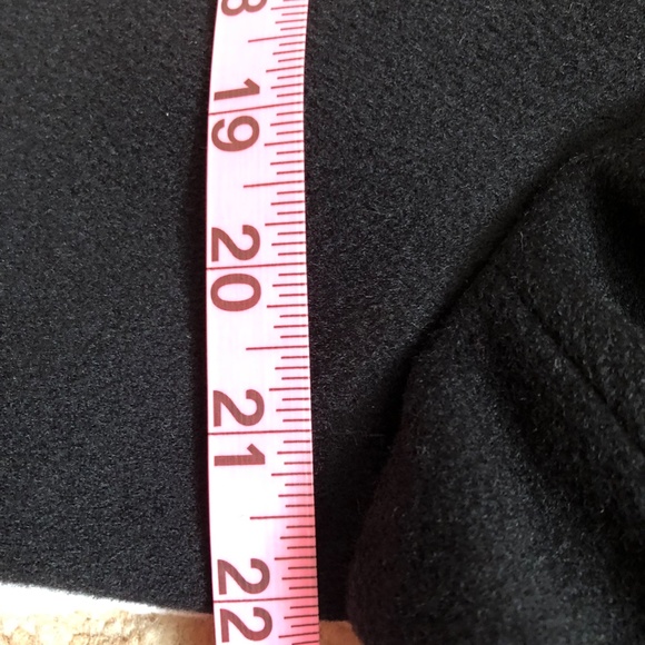 Brooks Brothers Black wool/cashmere coat full length. Timeless. Mint condition. - Picture 11 of 12